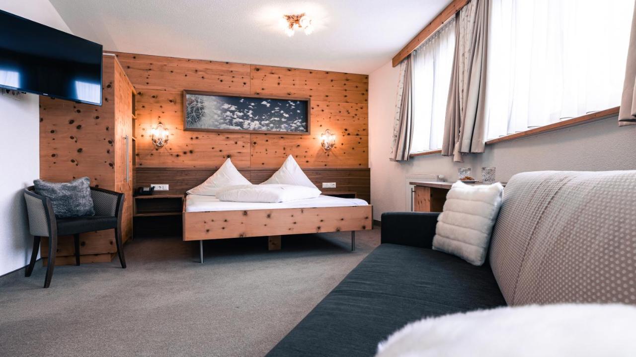 Hotel Alpina Ischgl Exterior photo